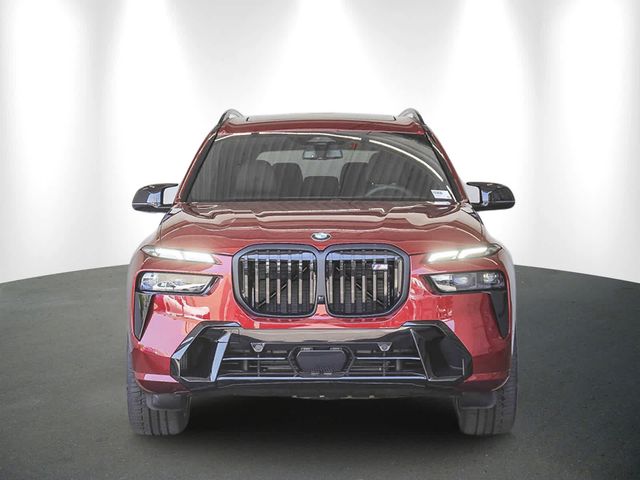 2024 BMW X7 M60i