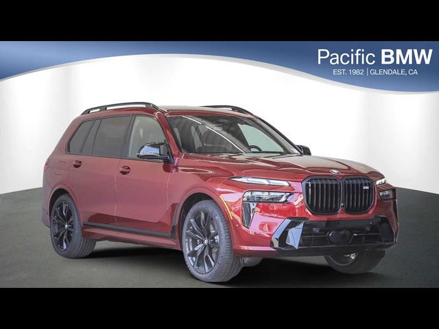 2024 BMW X7 M60i