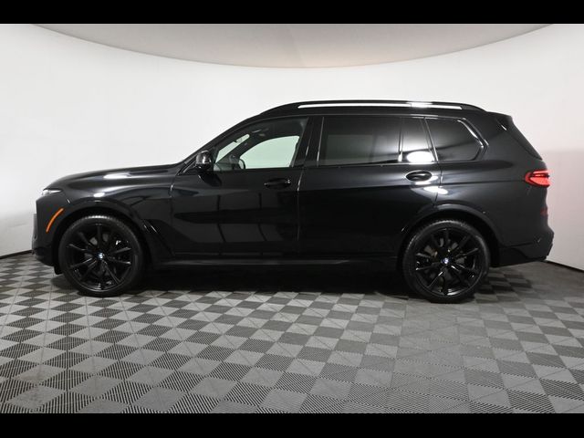 2024 BMW X7 M60i