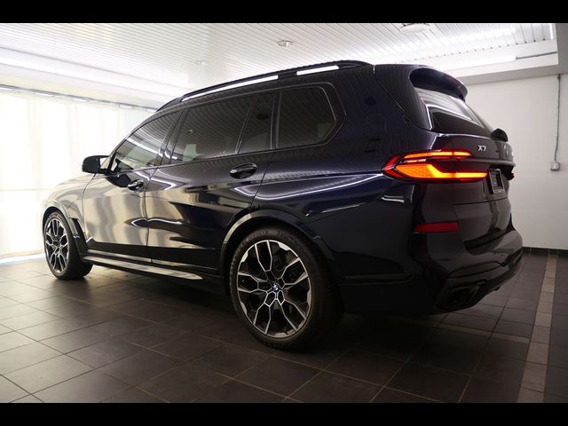 2024 BMW X7 M60i