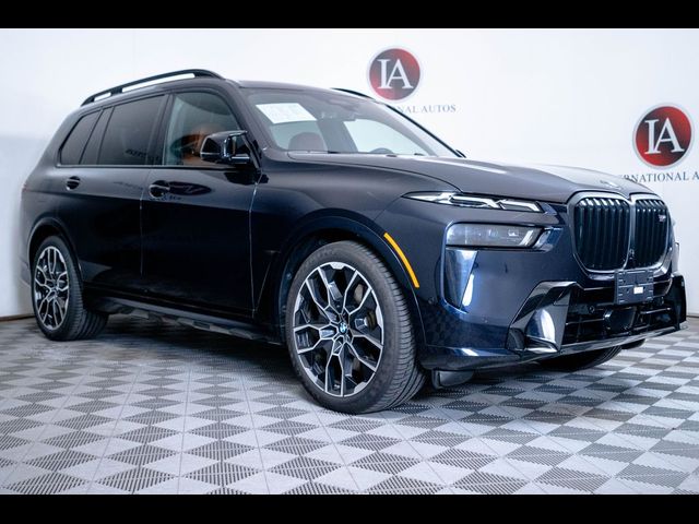 2024 BMW X7 M60i