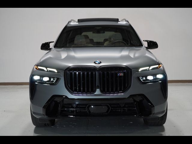 2024 BMW X7 M60i