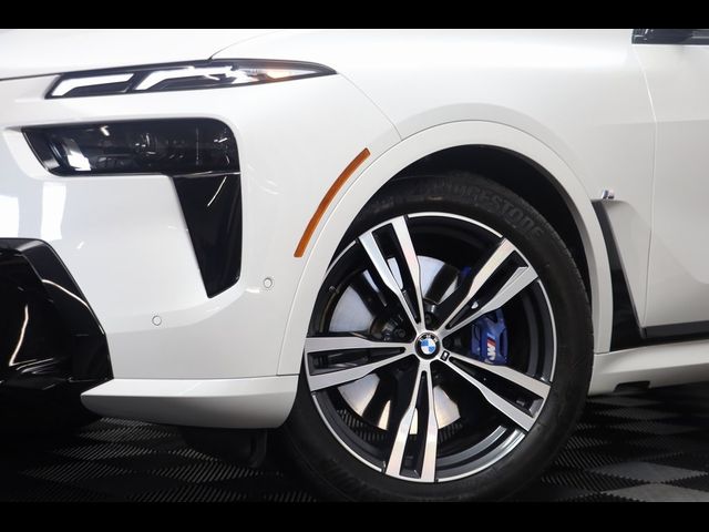 2024 BMW X7 M60i