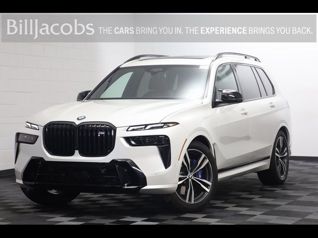 2024 BMW X7 M60i