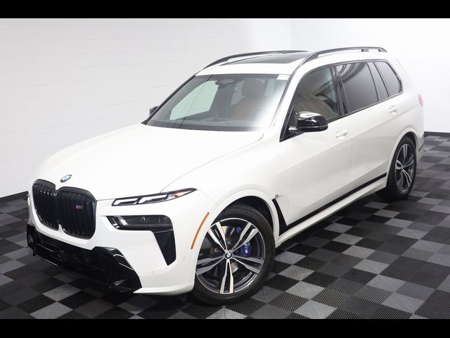 2024 BMW X7 M60i