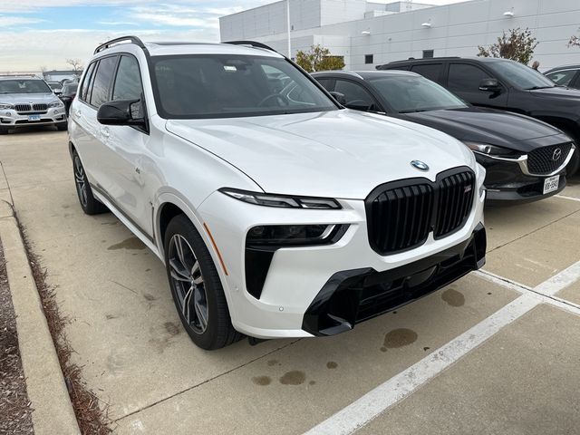 2024 BMW X7 M60i