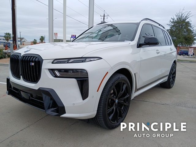 2024 BMW X7 M60i