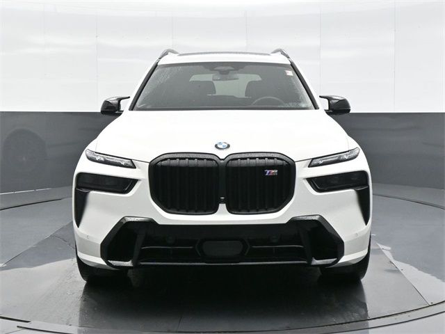 2024 BMW X7 M60i