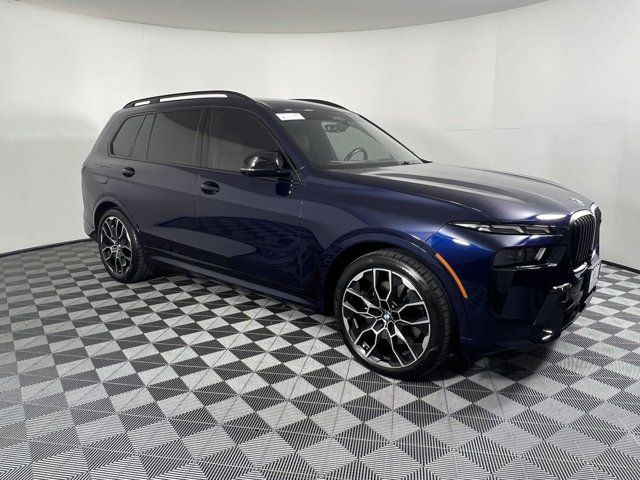 2024 BMW X7 M60i