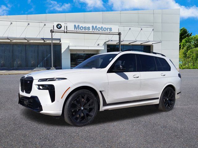 2024 BMW X7 M60i