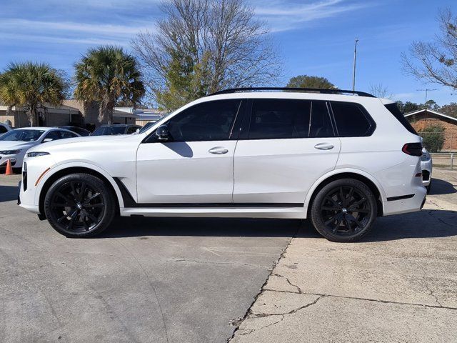 2024 BMW X7 M60i