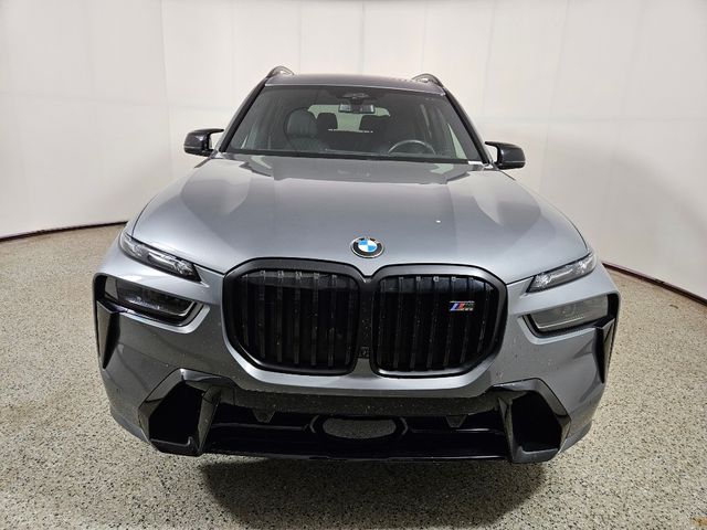 2024 BMW X7 M60i