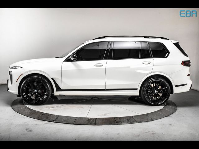 2024 BMW X7 M60i