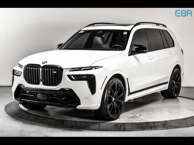 2024 BMW X7 M60i