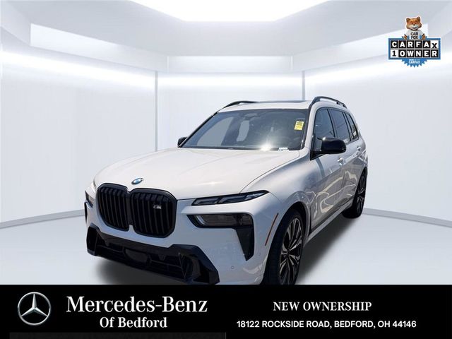 2024 BMW X7 M60i