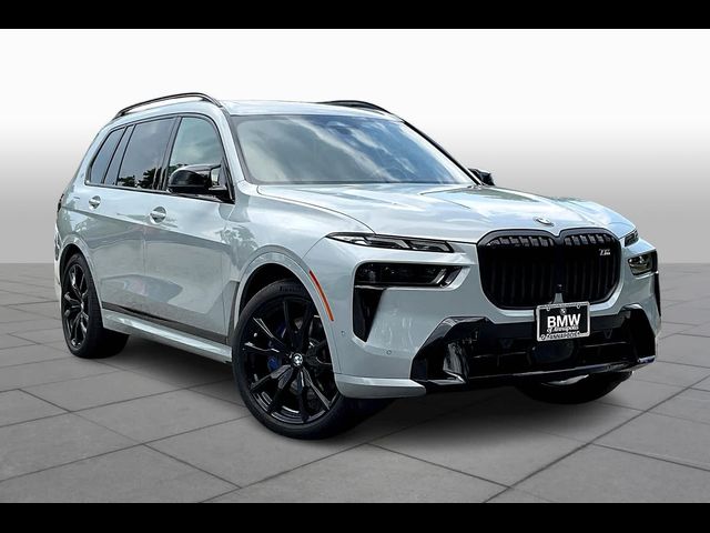 2024 BMW X7 M60i