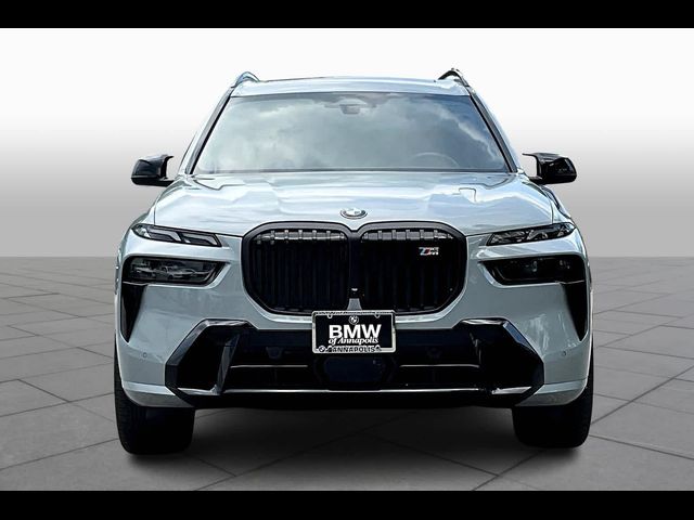 2024 BMW X7 M60i