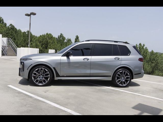 2024 BMW X7 M60i