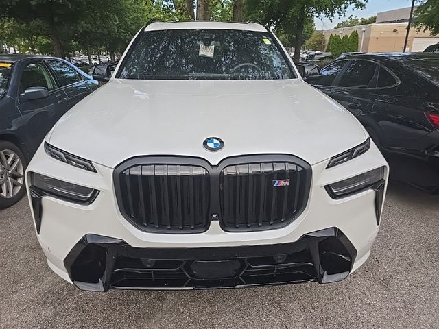 2024 BMW X7 M60i