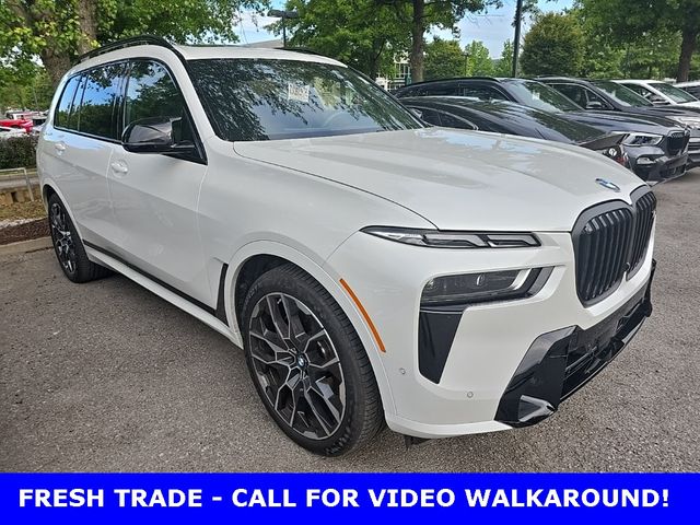 2024 BMW X7 M60i