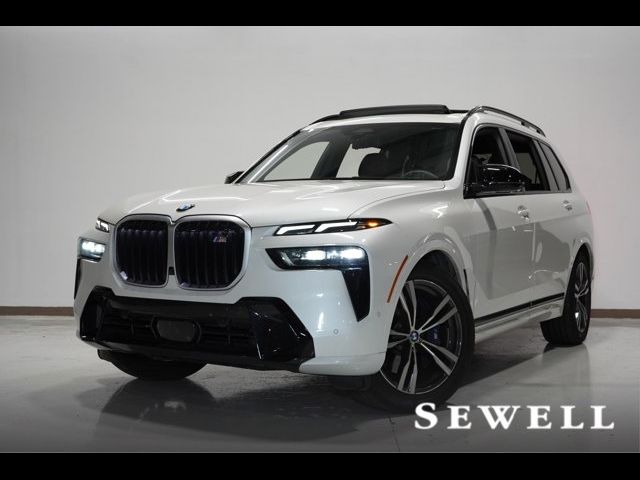 2024 BMW X7 M60i