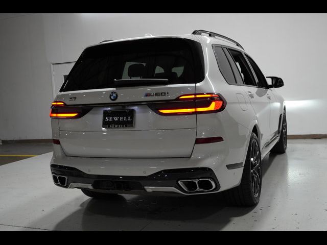 2024 BMW X7 M60i