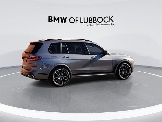 2024 BMW X7 M60i