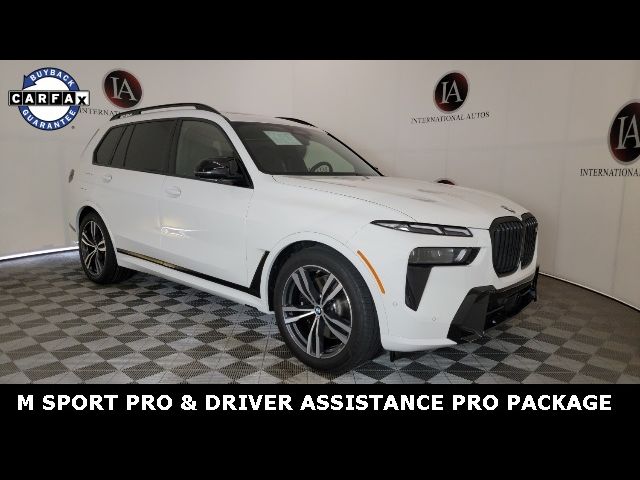 2024 BMW X7 M60i