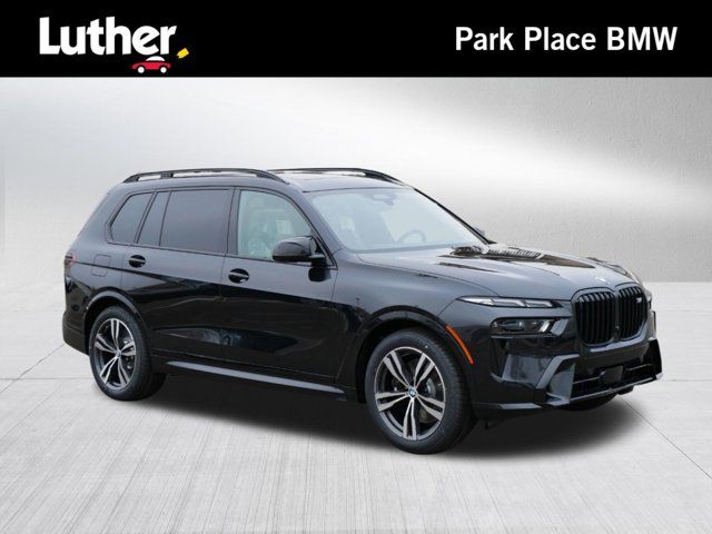 2024 BMW X7 M60i