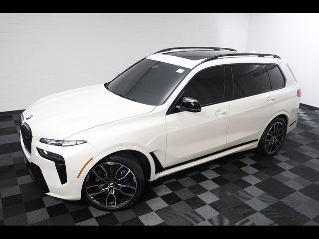 2024 BMW X7 M60i