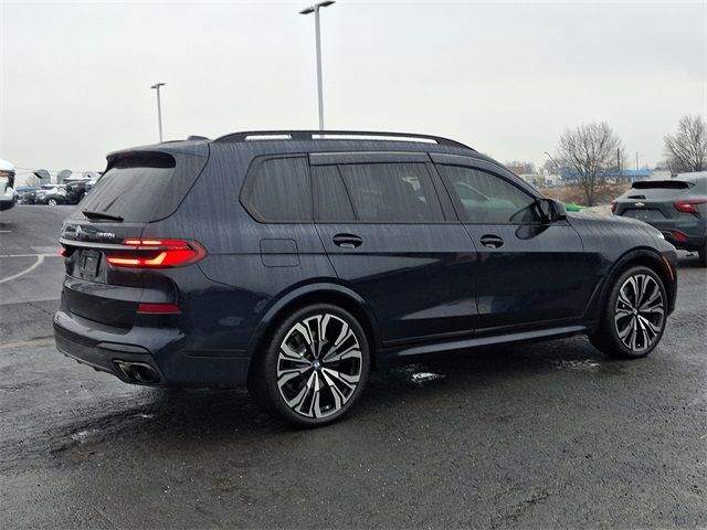 2024 BMW X7 M60i