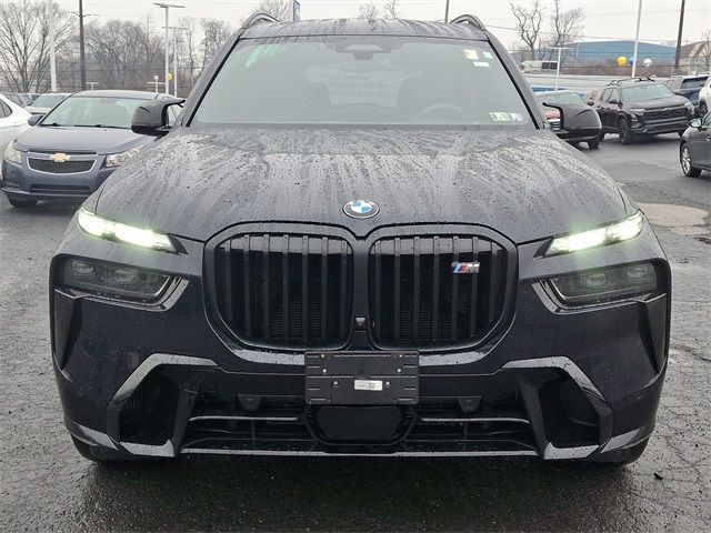 2024 BMW X7 M60i