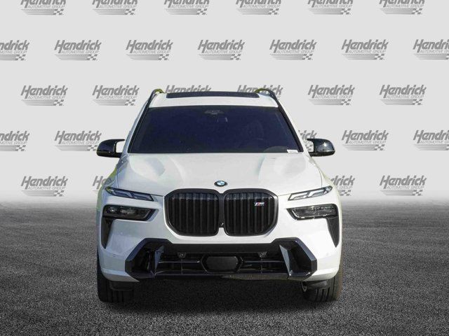 2024 BMW X7 M60i