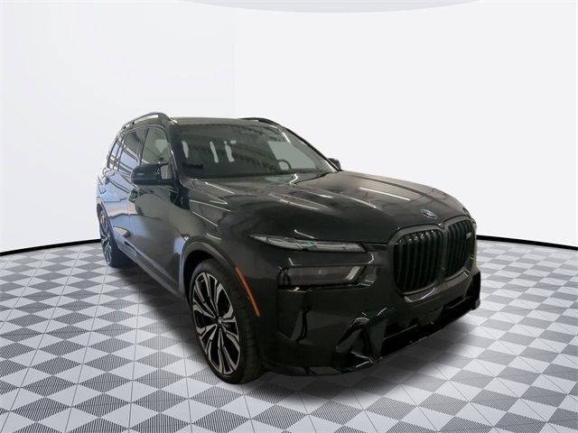 2024 BMW X7 M60i