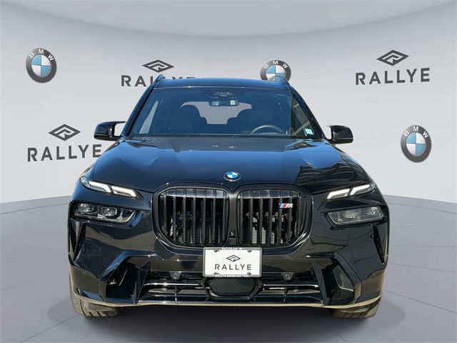 2024 BMW X7 M60i