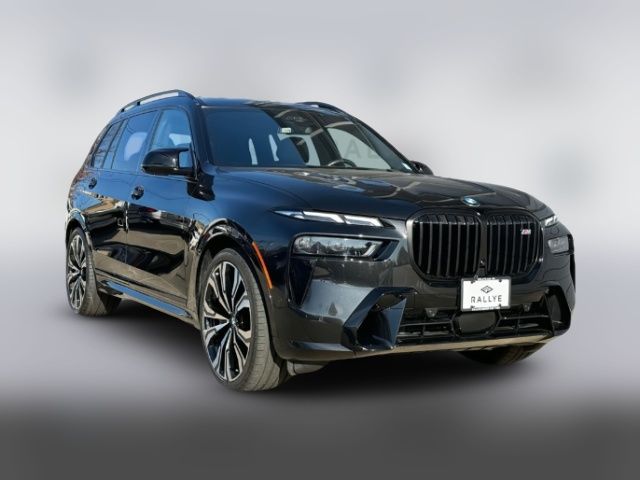 2024 BMW X7 M60i