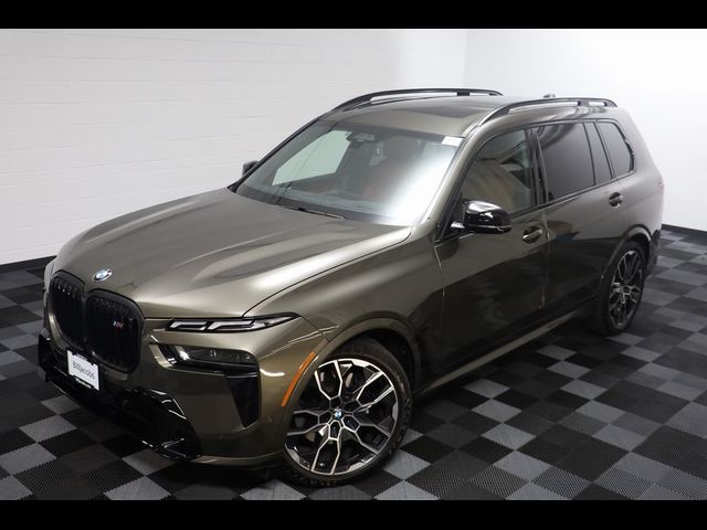 2024 BMW X7 M60i