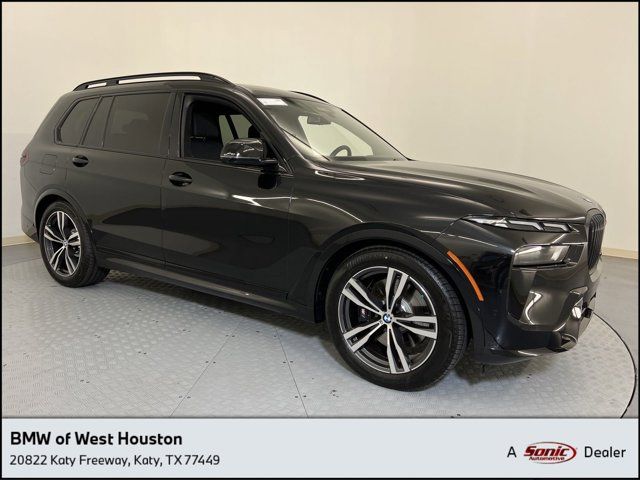 2024 BMW X7 M60i