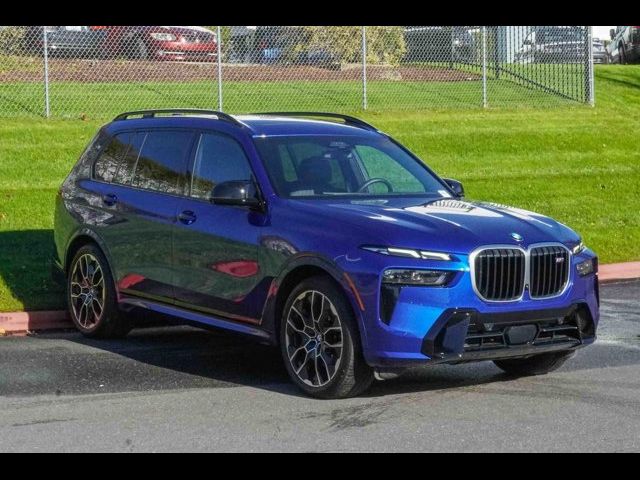 2024 BMW X7 M60i