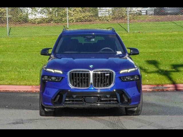 2024 BMW X7 M60i