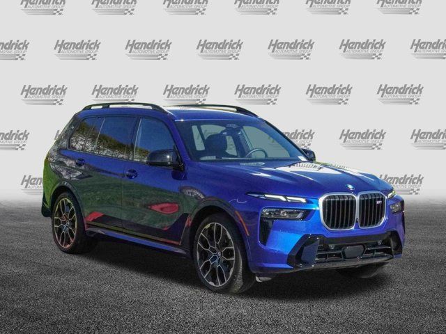 2024 BMW X7 M60i