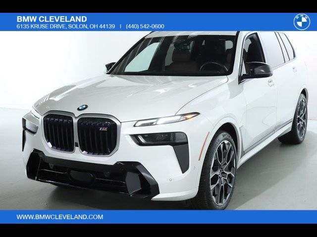 2024 BMW X7 M60i