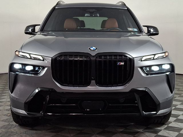 2024 BMW X7 M60i