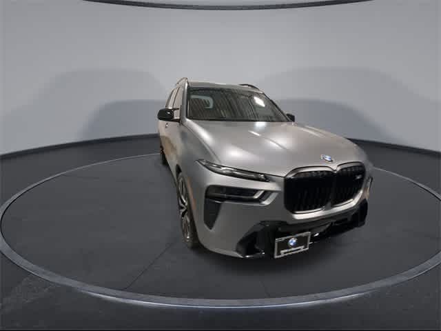 2024 BMW X7 M60i