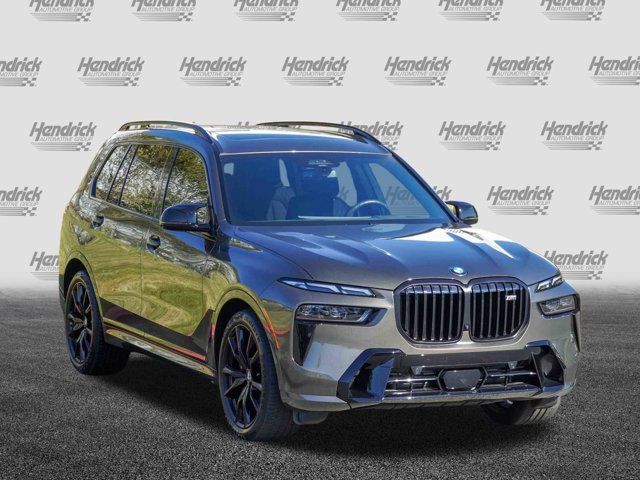 2024 BMW X7 M60i