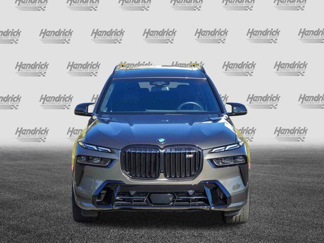 2024 BMW X7 M60i