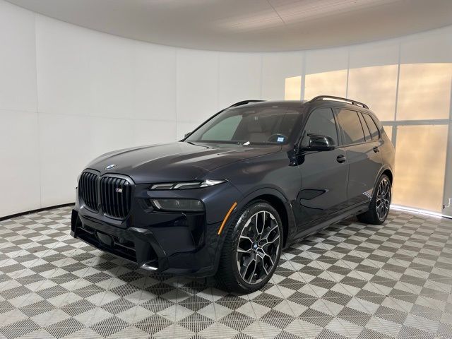 2024 BMW X7 M60i