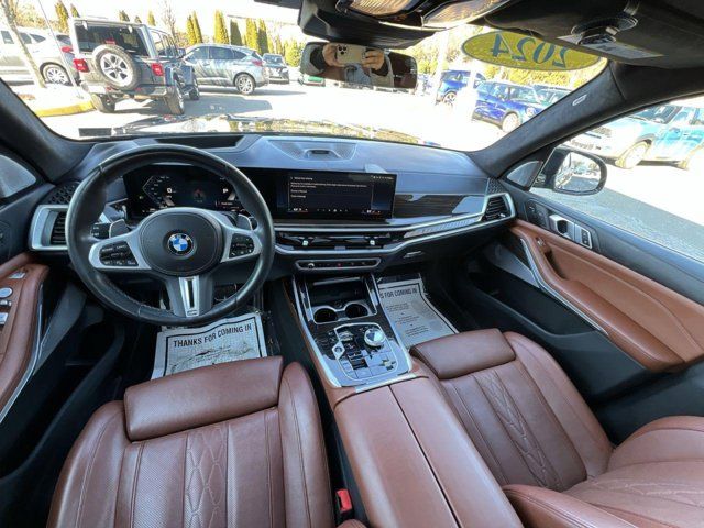 2024 BMW X7 M60i