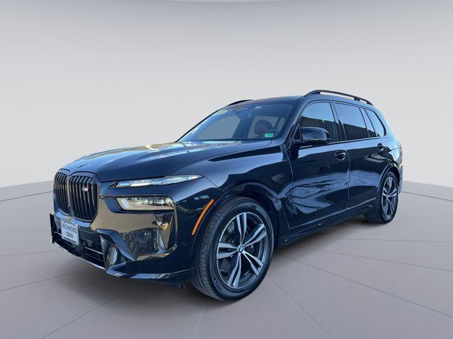 2024 BMW X7 M60i