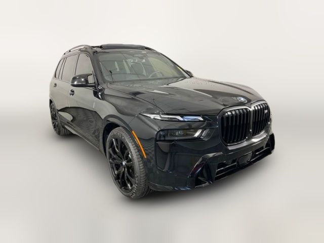 2024 BMW X7 M60i